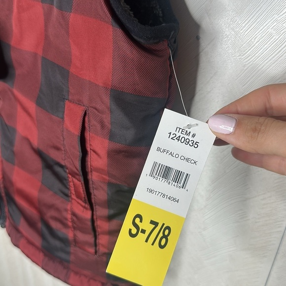🆕 BUFFALO Kids' Reversible Vest Black/Red Checker Size (7-8) Black/Red/Gray - Picture 3 of 6